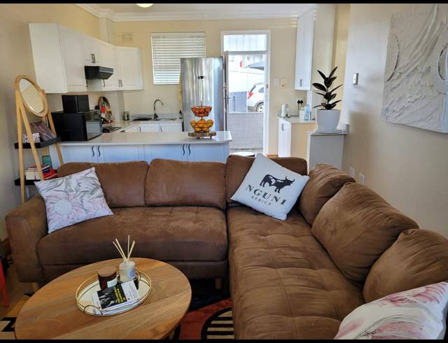 1.5 BEDROOM FLAT RENTED IN MORNINGSIDE